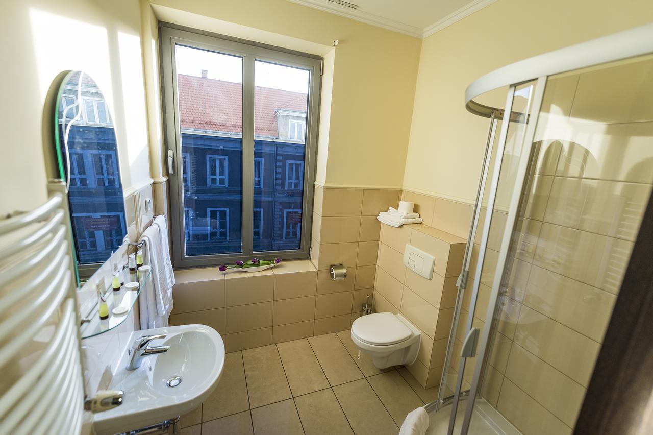 Hotel Restauracja Teczowa Luban Luaran gambar