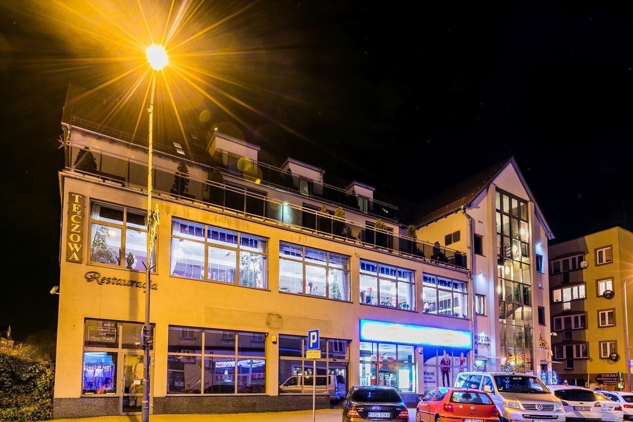 Hotel Restauracja Teczowa Luban Luaran gambar