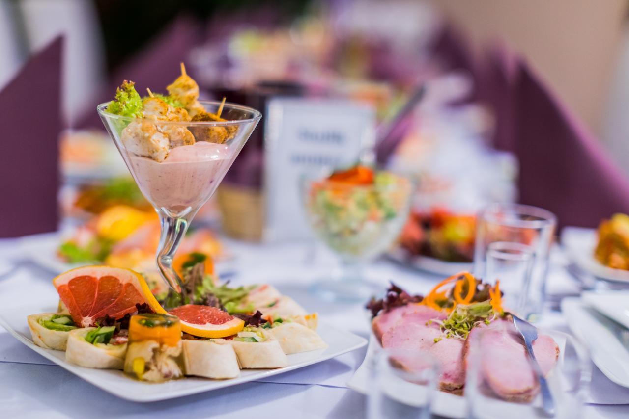 Hotel Restauracja Teczowa Luban Luaran gambar